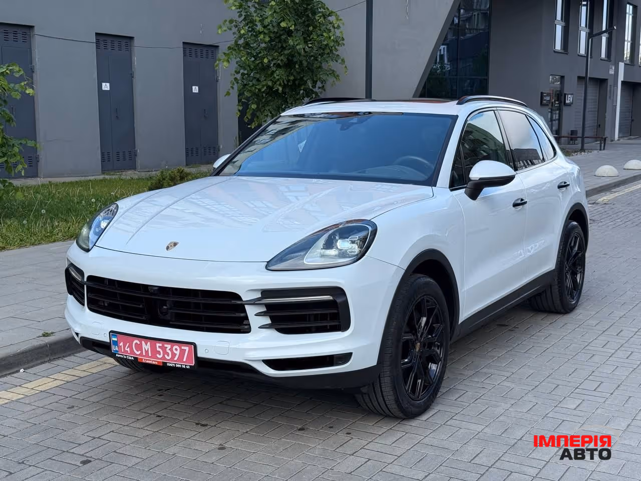 Porsche Cayenne - фото 3