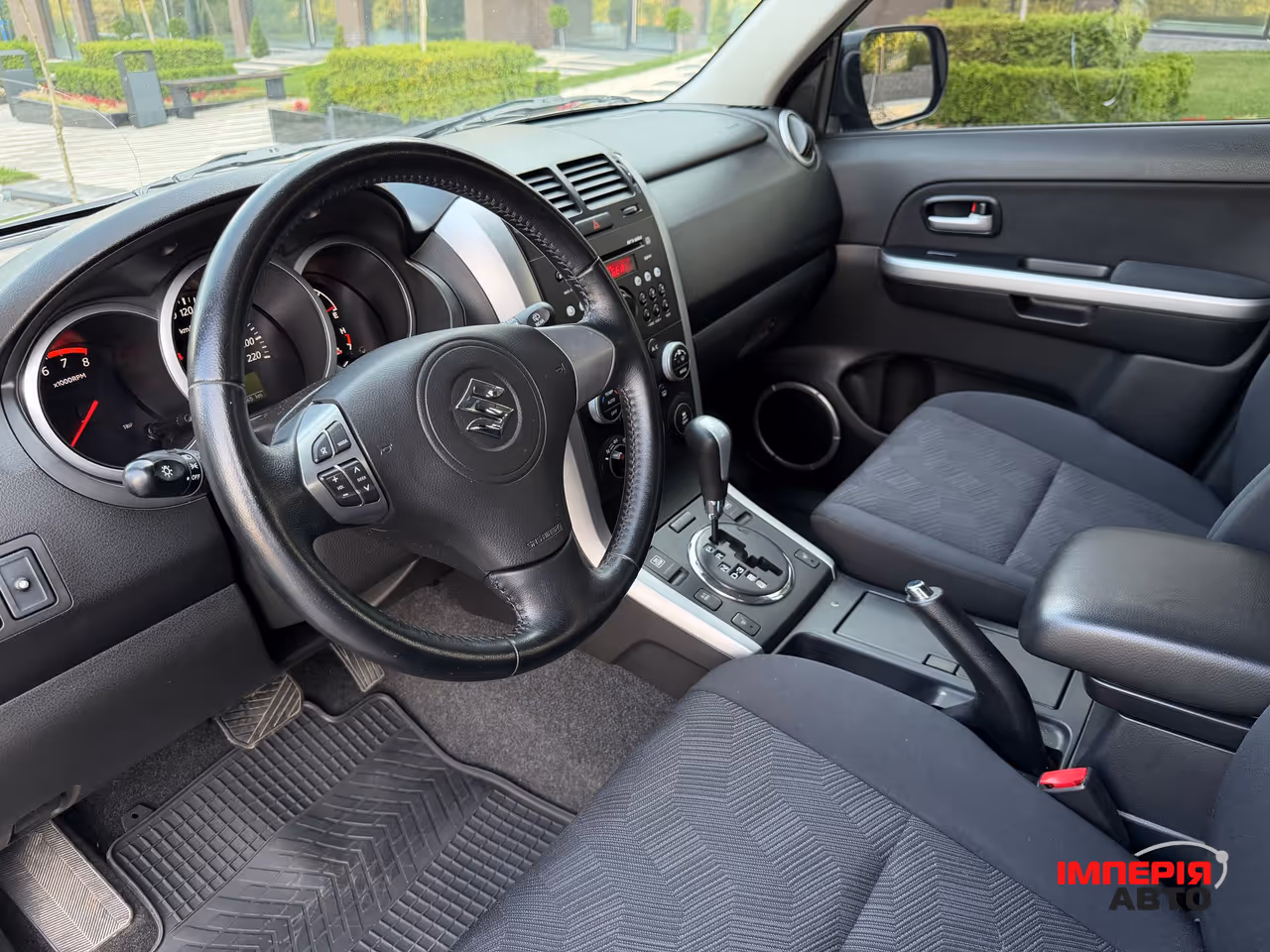Suzuki Grand Vitara - фото 24