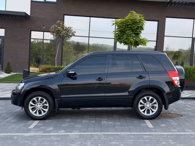 Suzuki Grand Vitara - фото 4