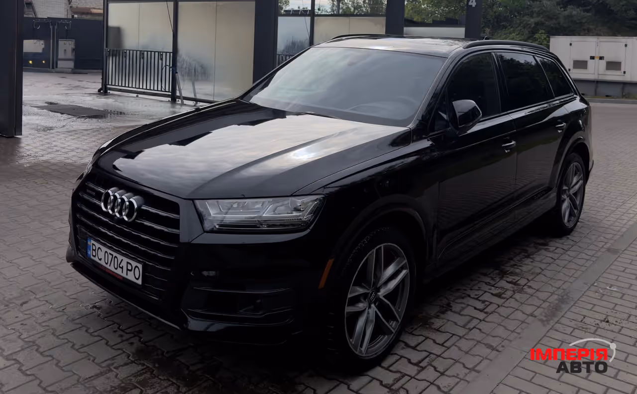 Audi Q7 - фото 2