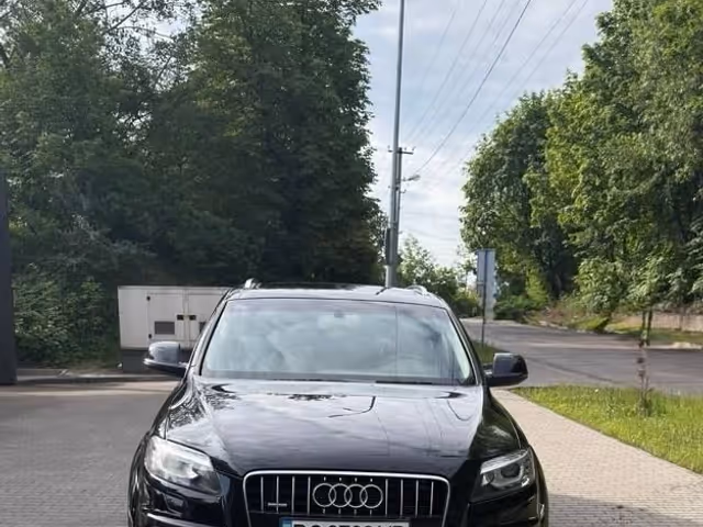Audi Q7 - фото 2