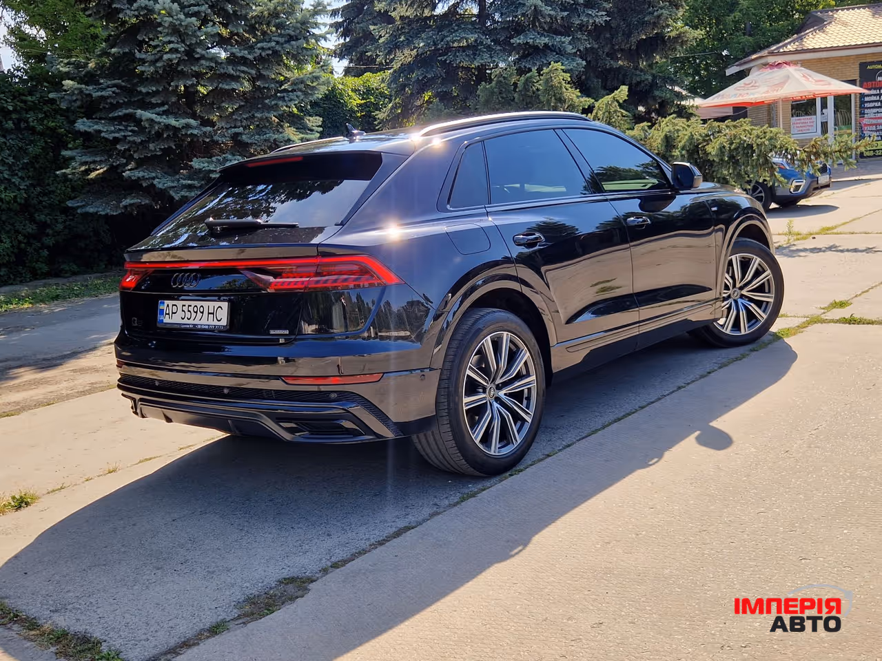 Audi Q8 - фото 4