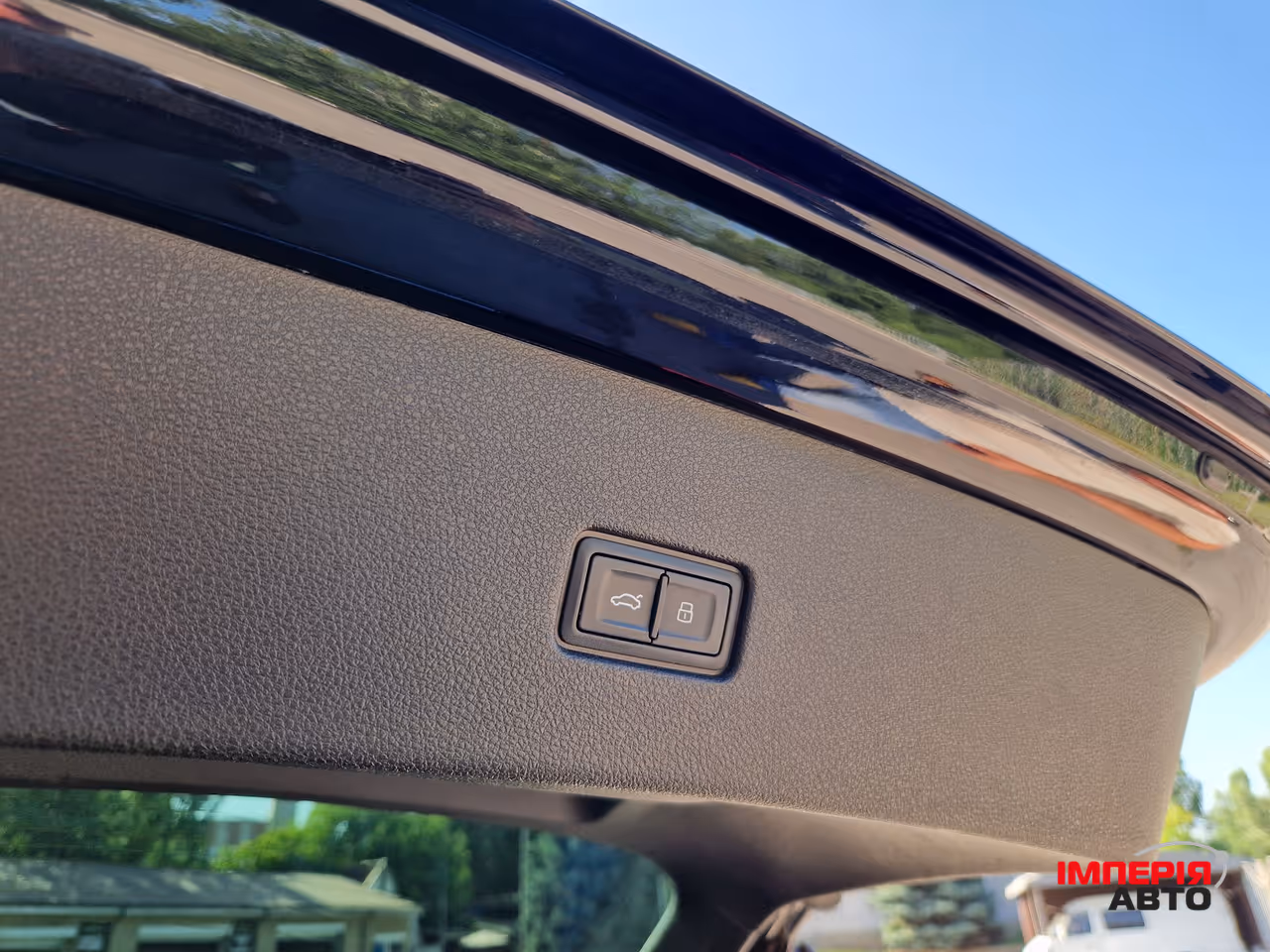 Audi Q8 - фото 39