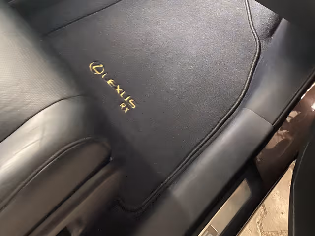 Lexus RX - фото 5