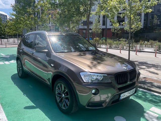 BMW X3 - фото 1