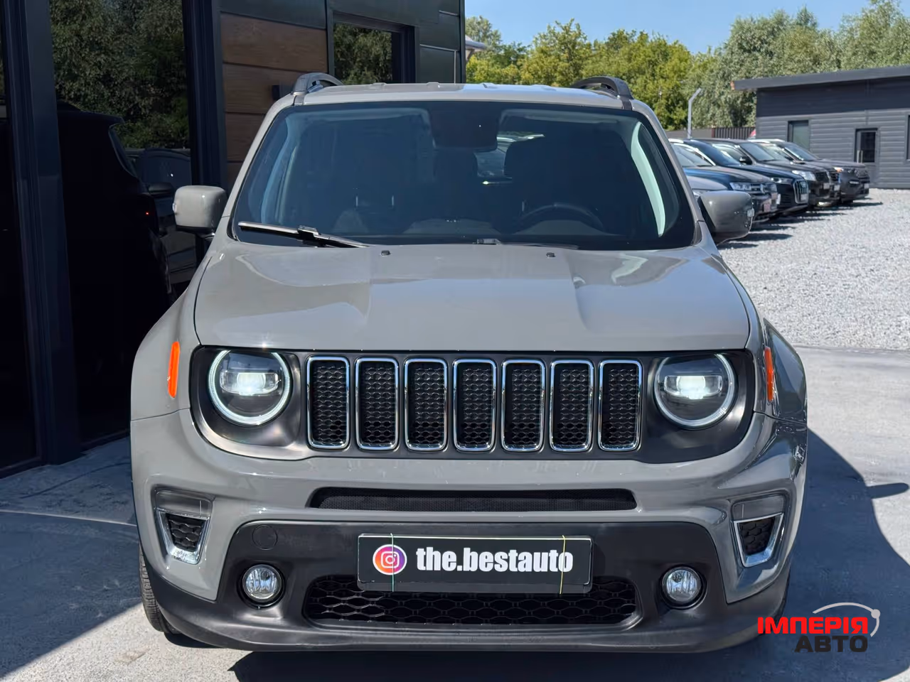 Jeep Renegade - фото 9