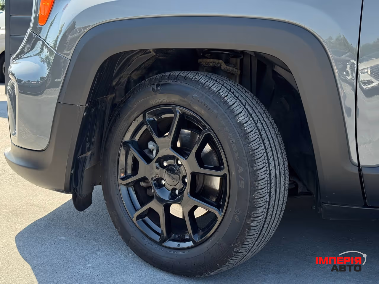 Jeep Renegade - фото 5