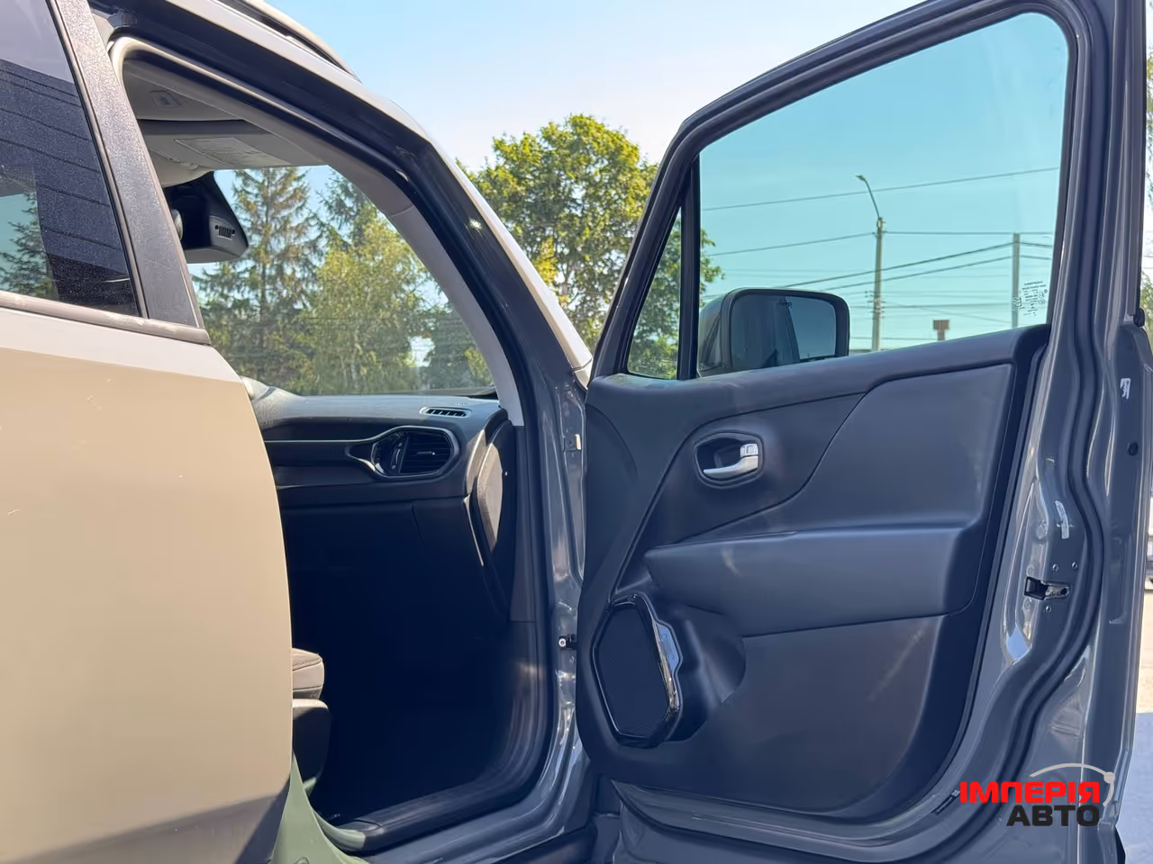 Jeep Renegade - фото 64