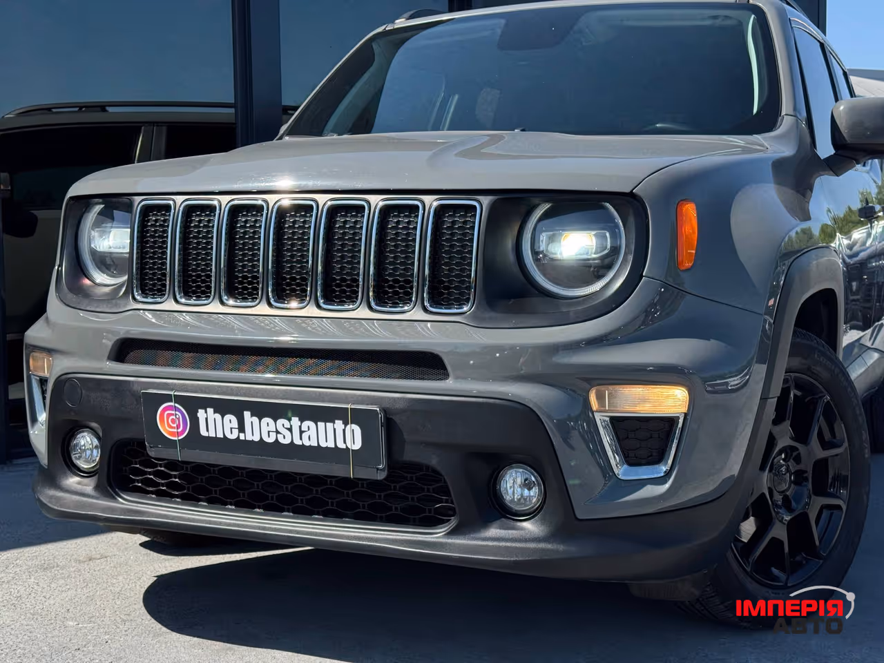 Jeep Renegade - фото 4