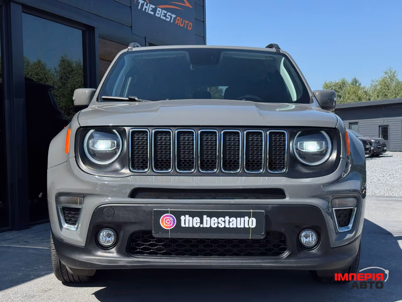 Jeep Renegade - фото 10