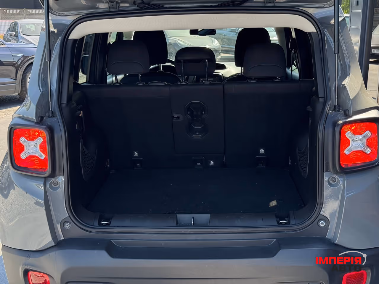 Jeep Renegade - фото 22