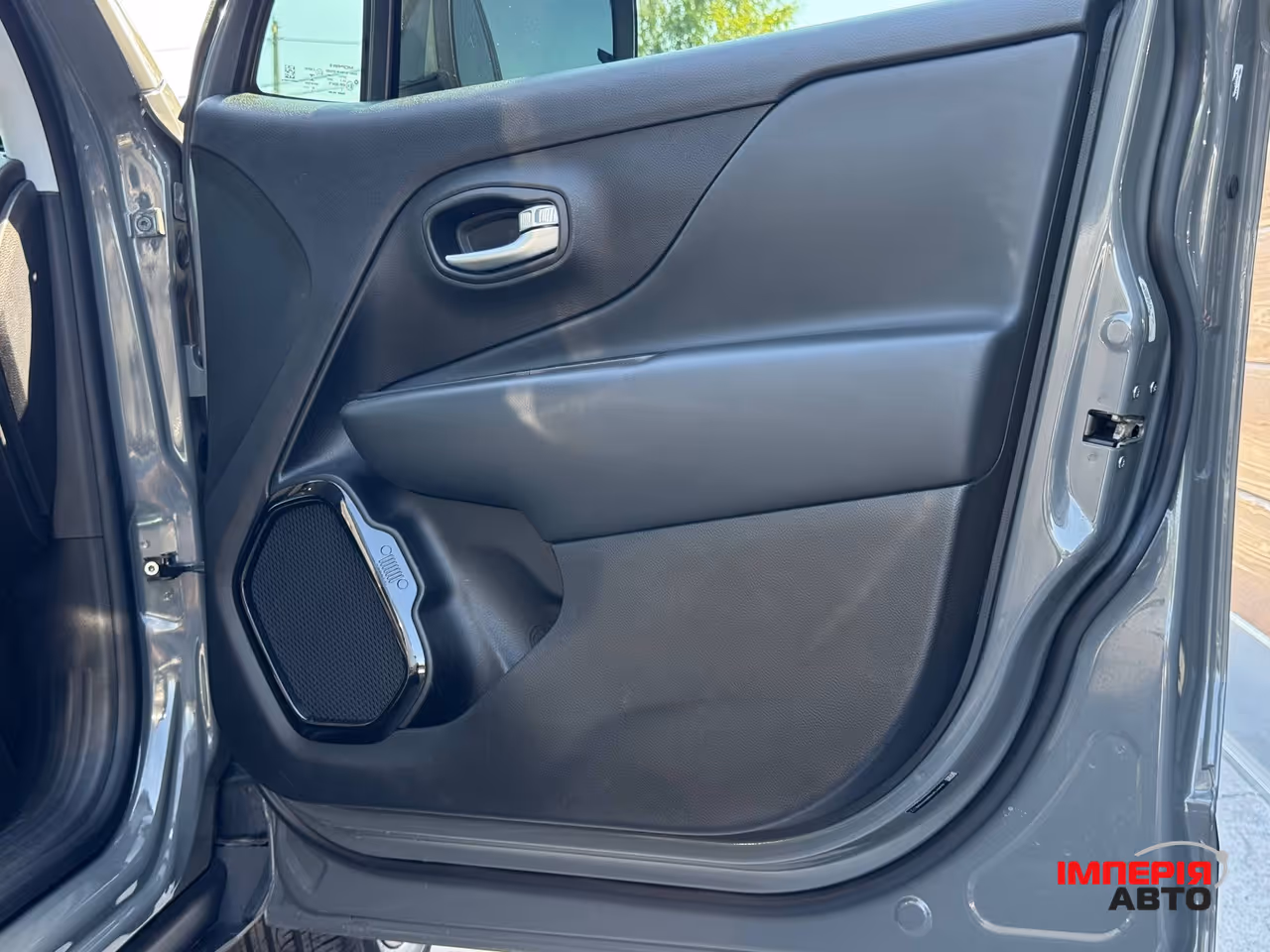 Jeep Renegade - фото 65