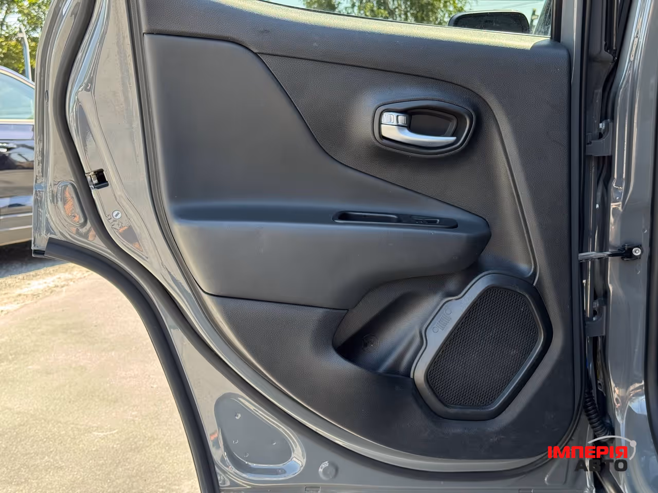 Jeep Renegade - фото 50