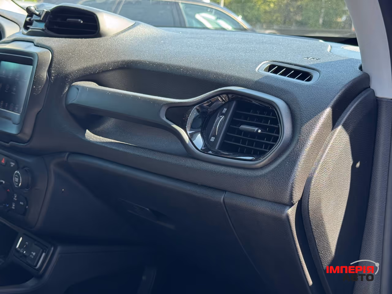 Jeep Renegade - фото 67