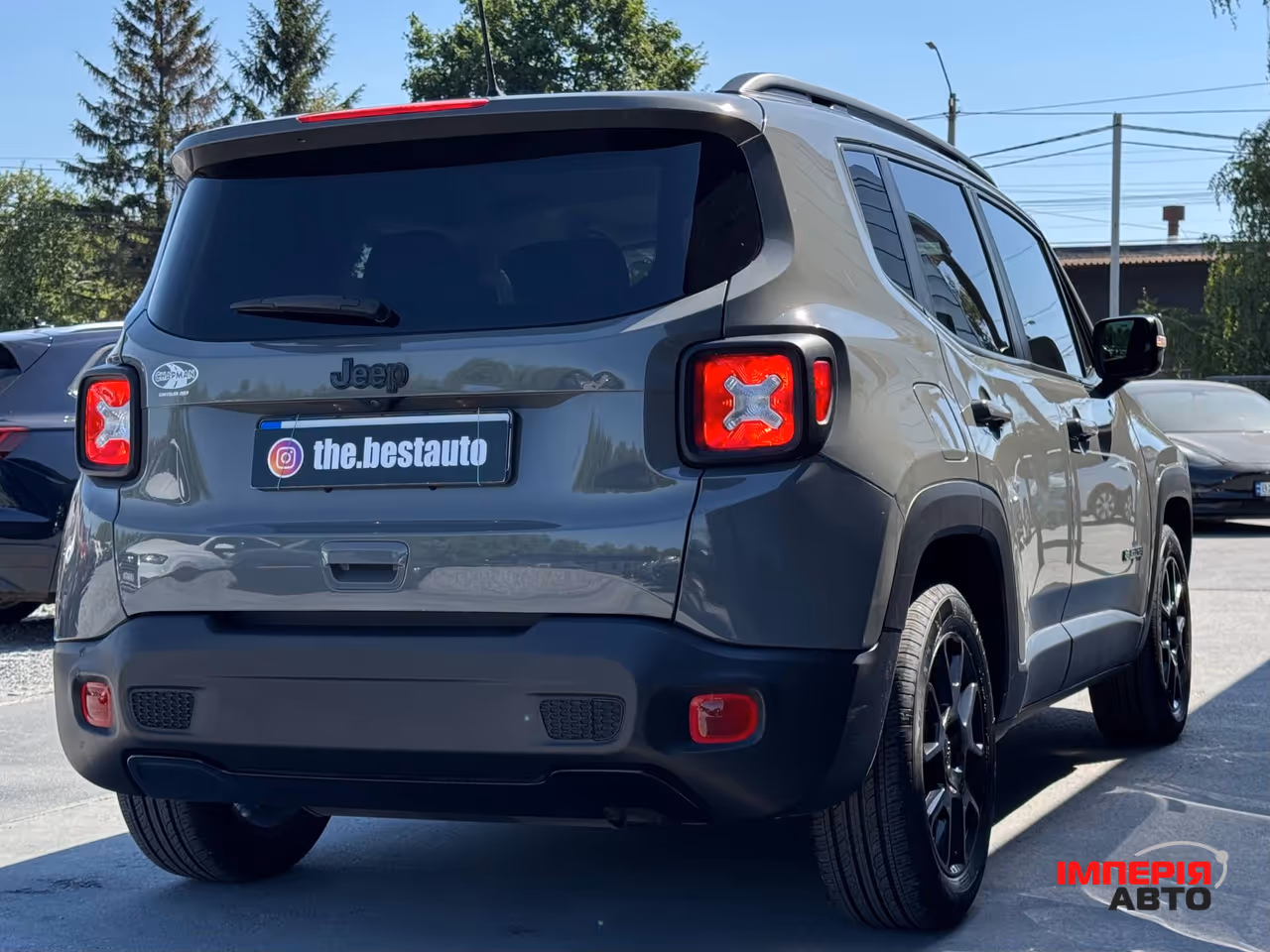 Jeep Renegade - фото 19
