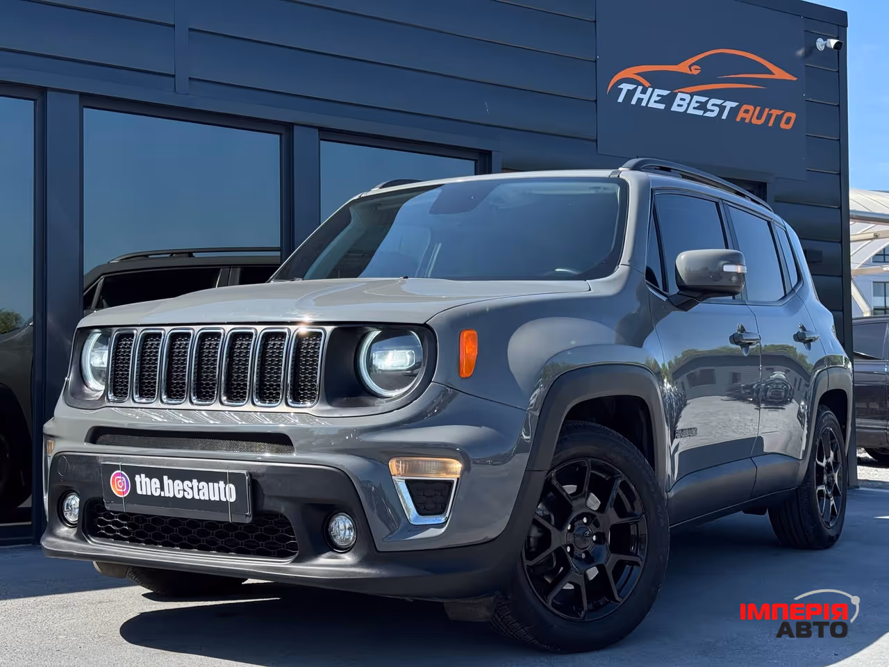 Jeep Renegade - фото 1
