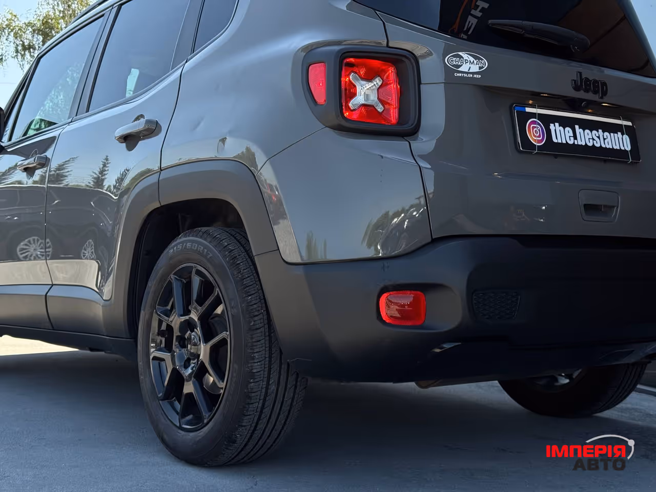 Jeep Renegade - фото 8