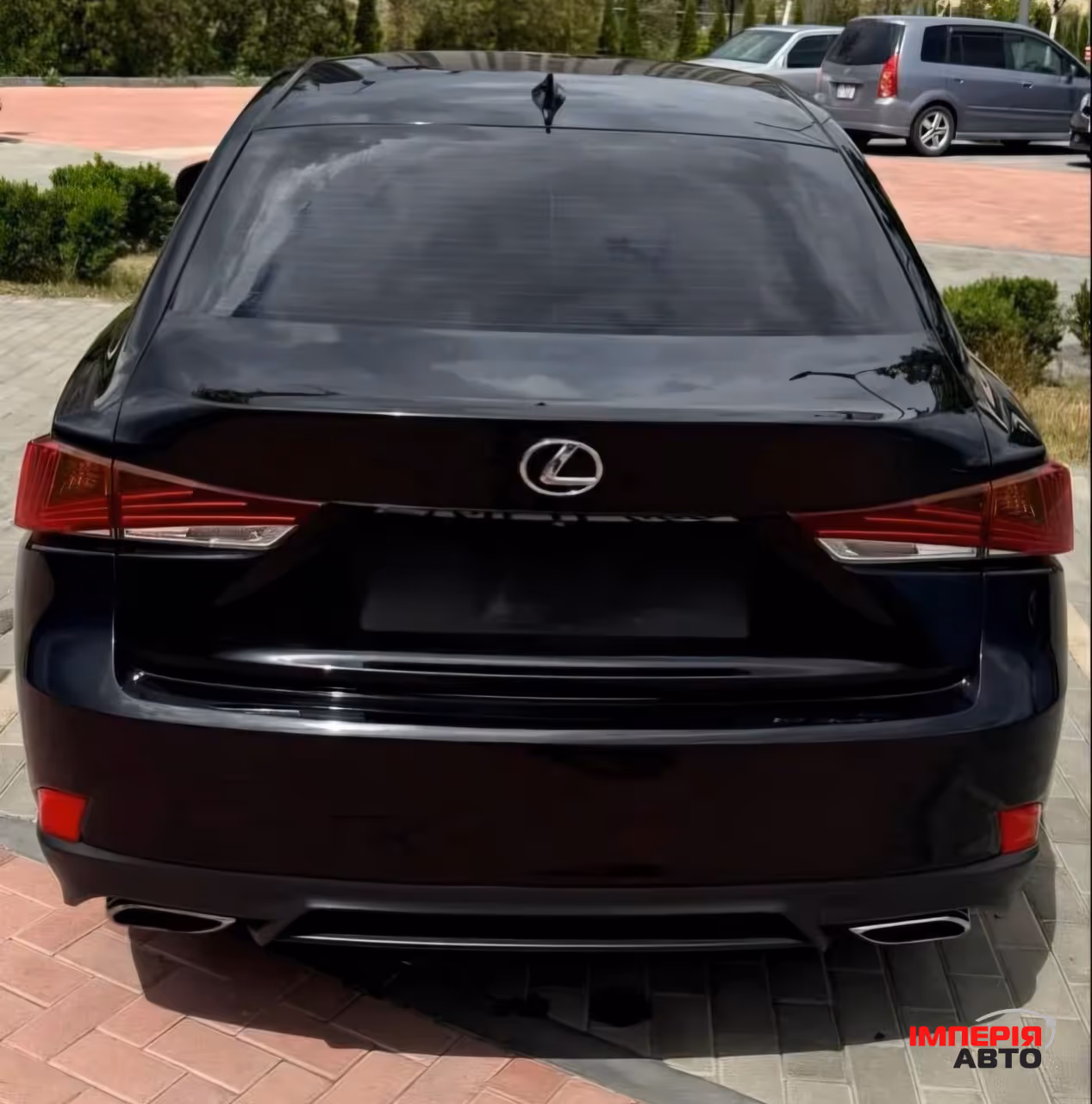 Lexus IS - фото 5