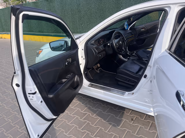 Honda Accord - фото 3