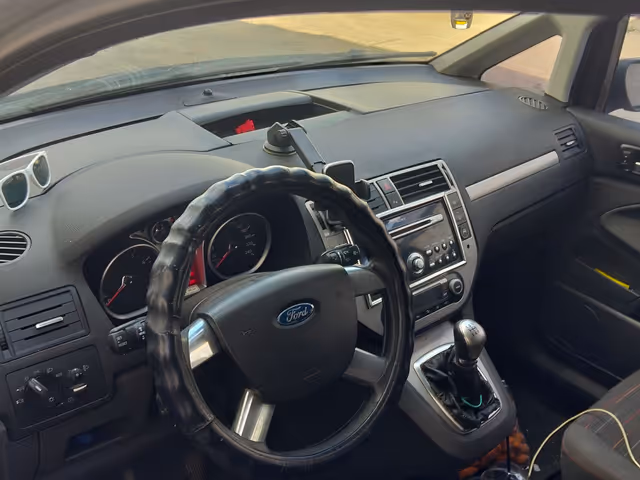 Ford C-MAX - фото 3
