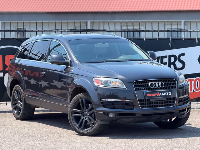 Audi Q7 - фото 2