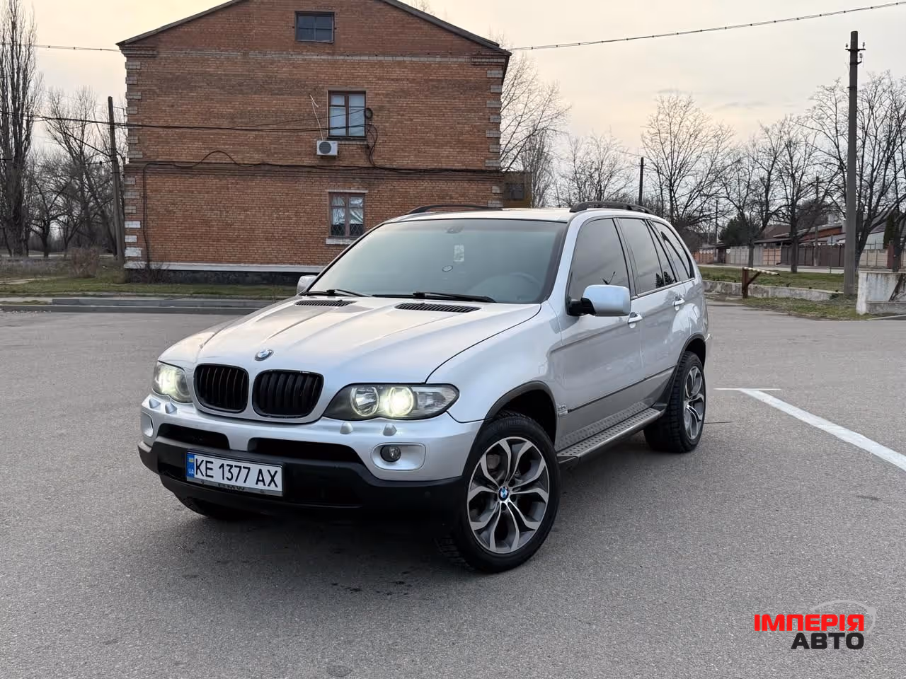 BMW X5 - фото 1