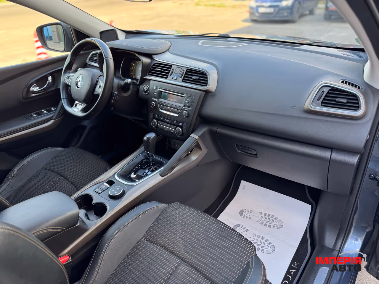 Renault Kadjar - фото 46