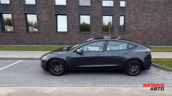 Tesla Model 3 - фото 5