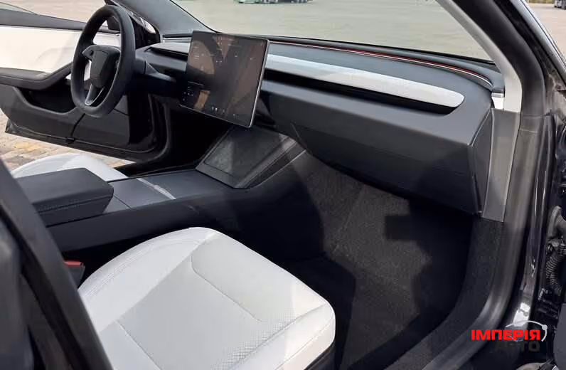 Tesla Model 3 - фото 8