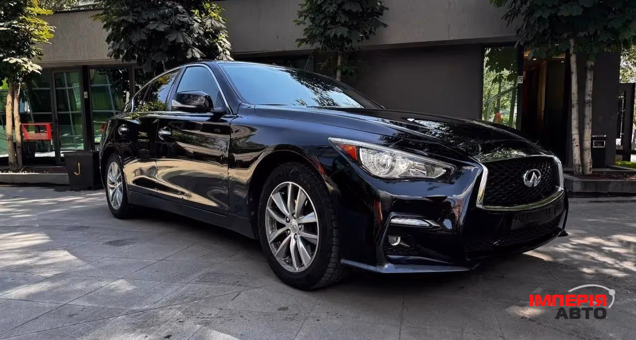 Infiniti Q50 - фото 1