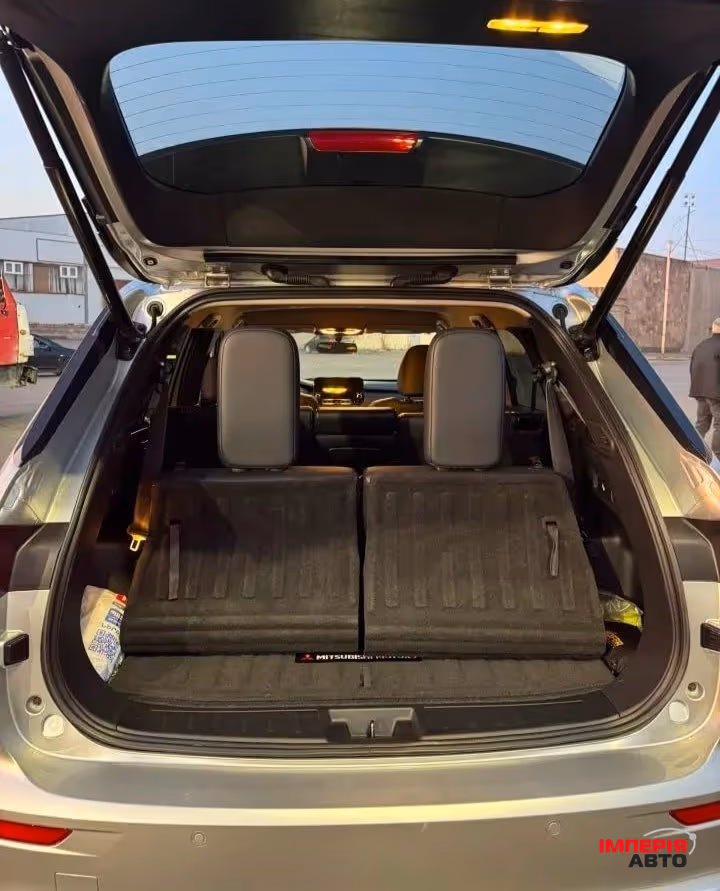 Mitsubishi Outlander - фото 9