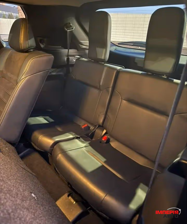 Mitsubishi Outlander - фото 8