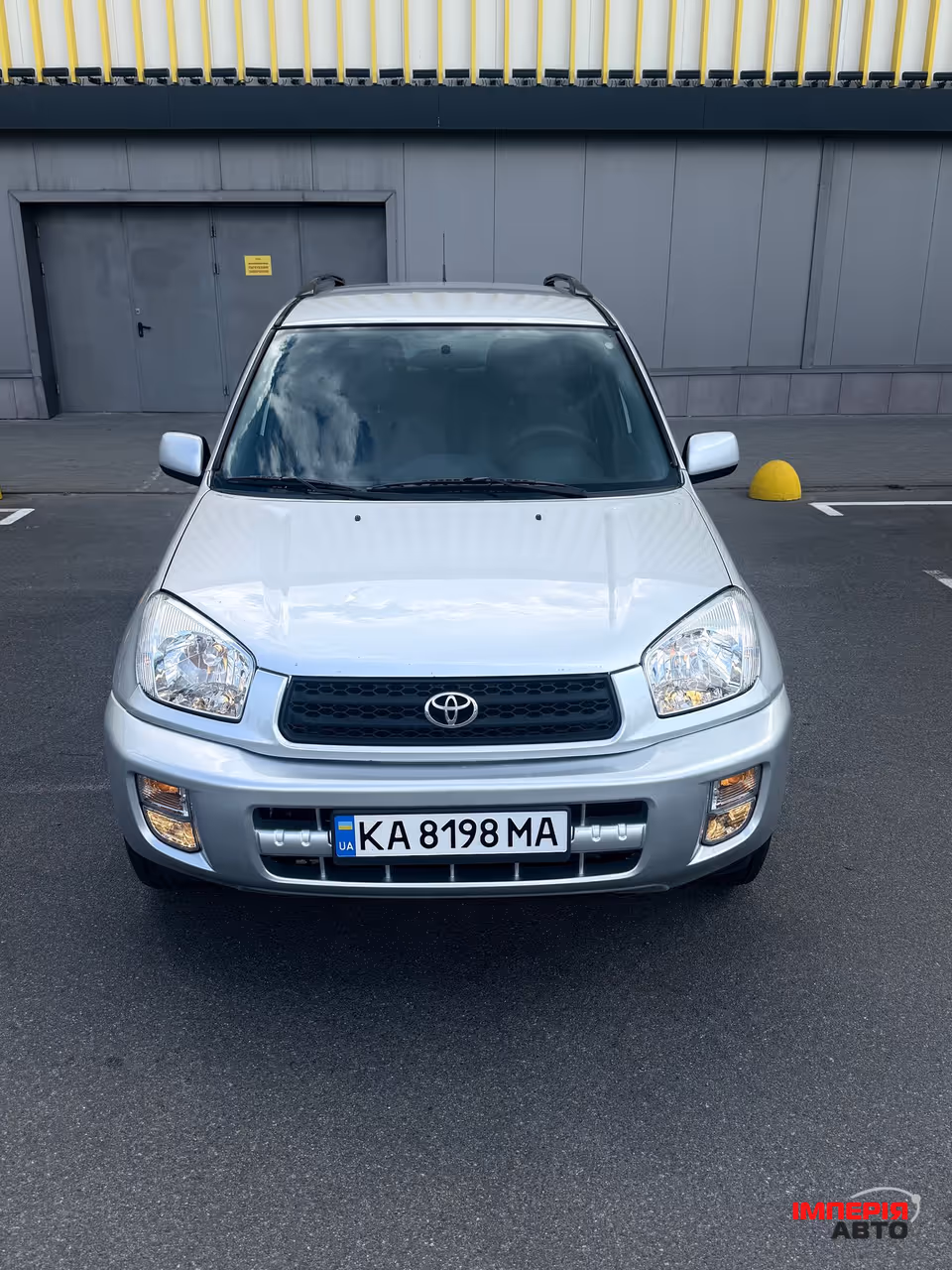 Toyota RAV4 - фото 10