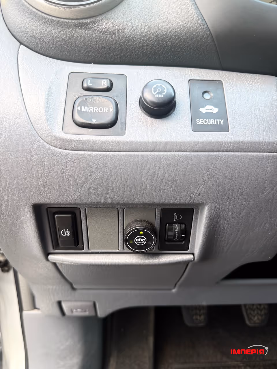 Toyota RAV4 - фото 24