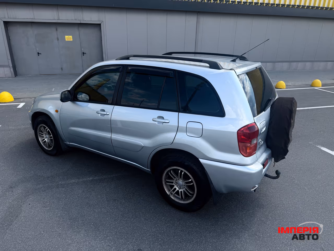 Toyota RAV4 - фото 20