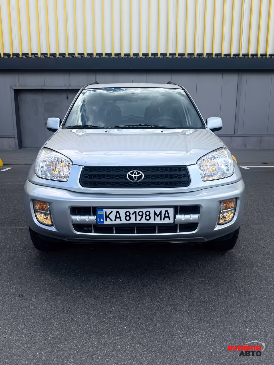 Toyota RAV4 - фото 9