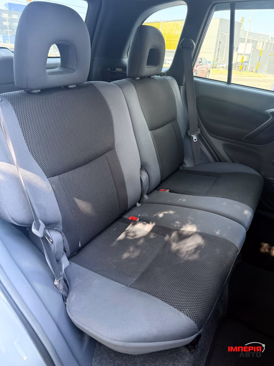 Toyota RAV4 - фото 34