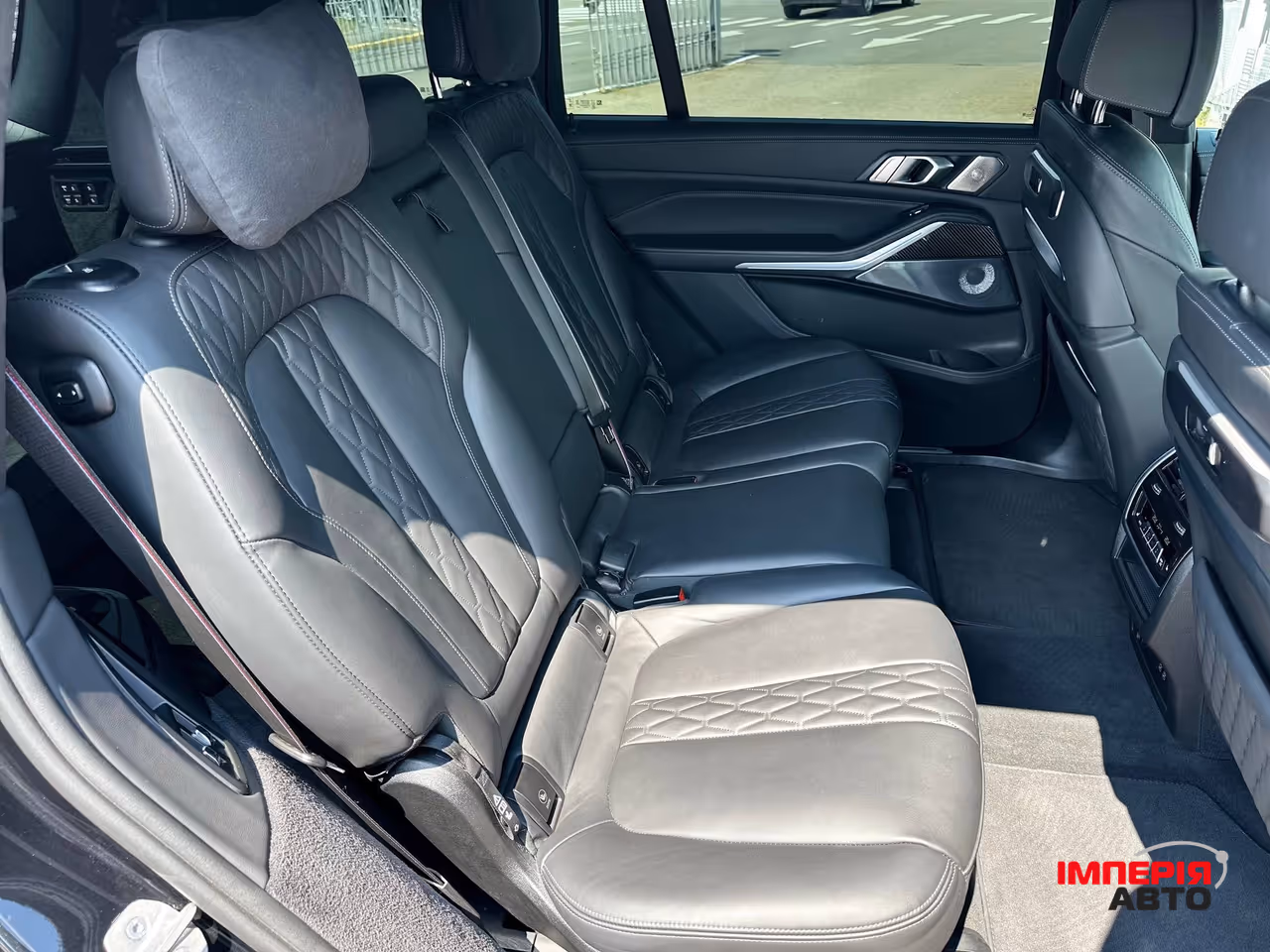 BMW X7 - фото 16