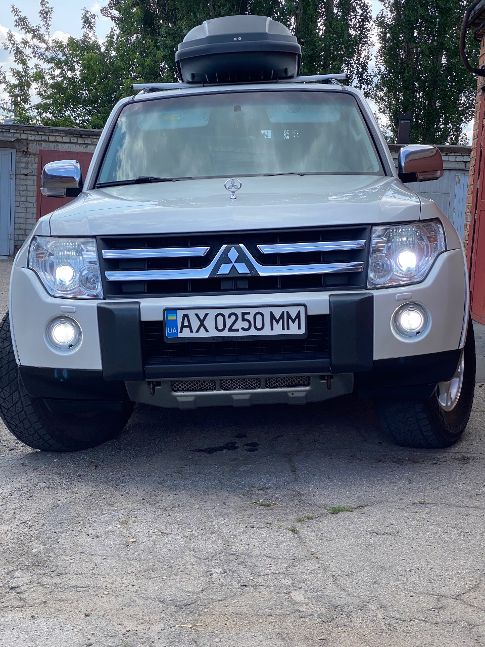 Mitsubishi Pajero - фото 4