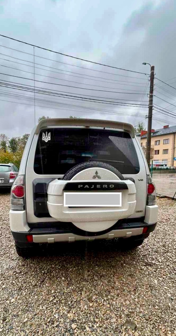 Mitsubishi Pajero - фото 5
