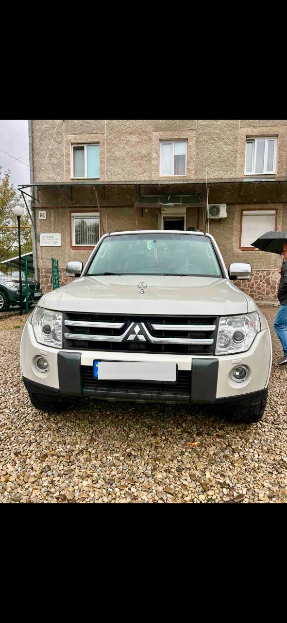 Mitsubishi Pajero - фото 13