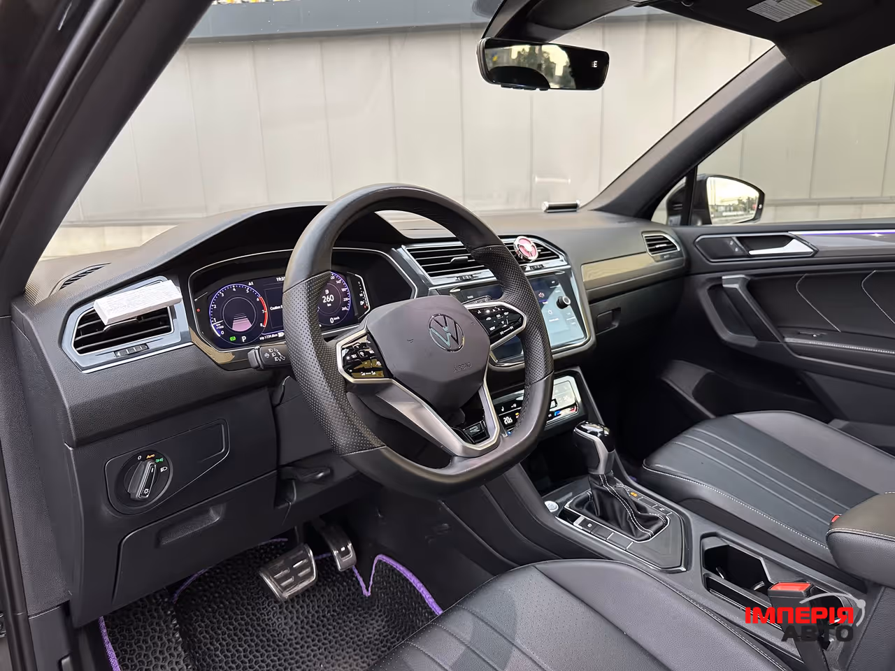 Volkswagen Tiguan - фото 18