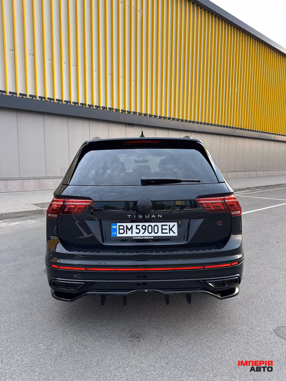 Volkswagen Tiguan - фото 8