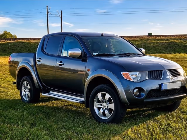 Mitsubishi L200 - фото 3