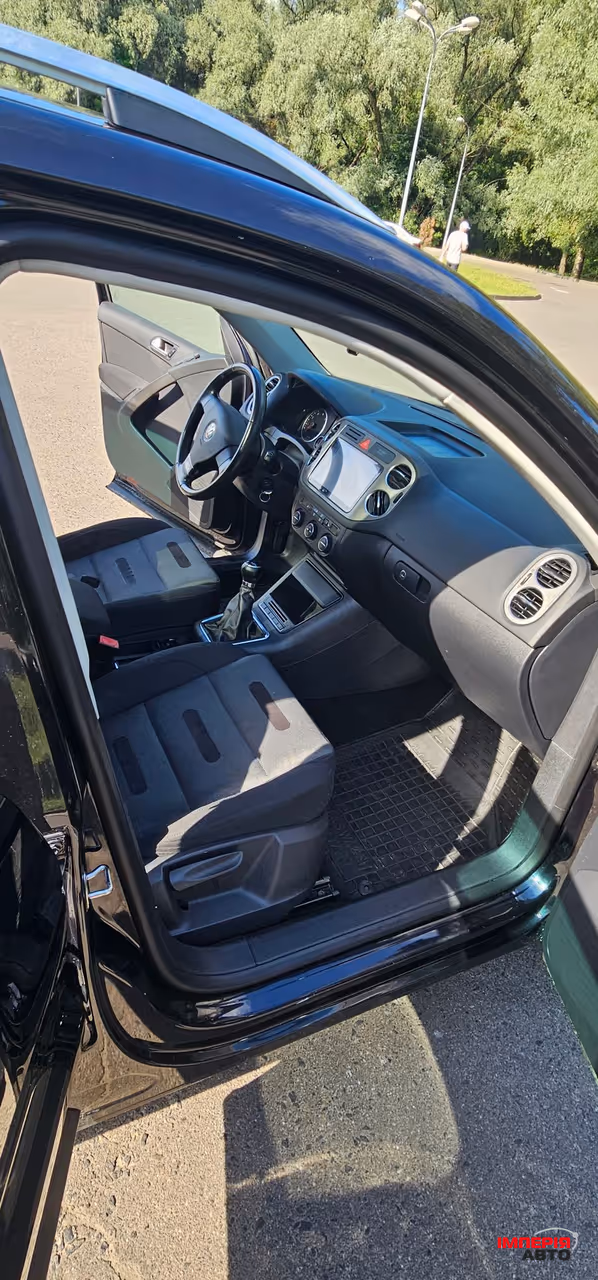 Volkswagen Tiguan - фото 23
