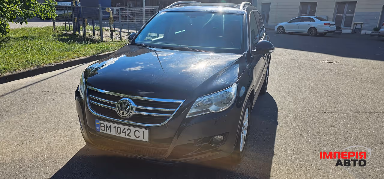 Volkswagen Tiguan - фото 2