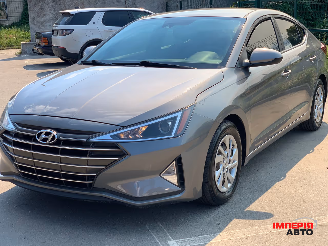 Hyundai Elantra - фото 17