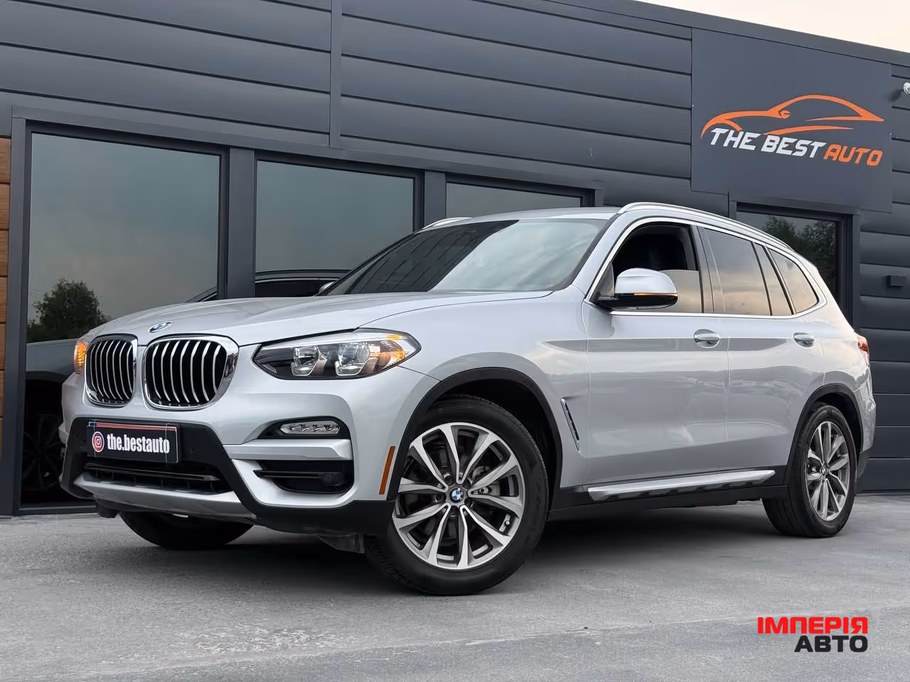 BMW X3 - фото 1