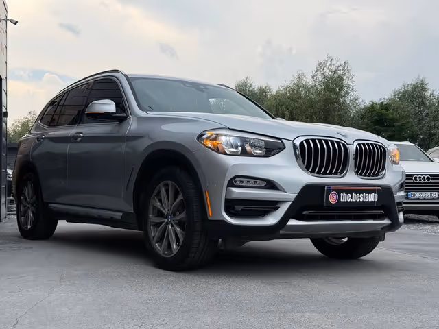 BMW X3 - фото 5