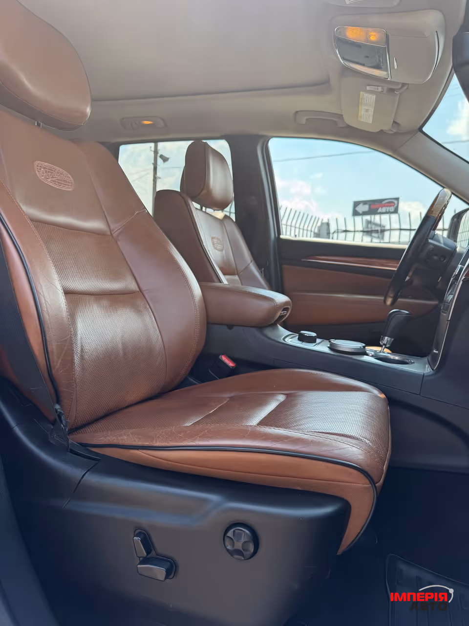 Jeep Grand Cherokee - фото 18